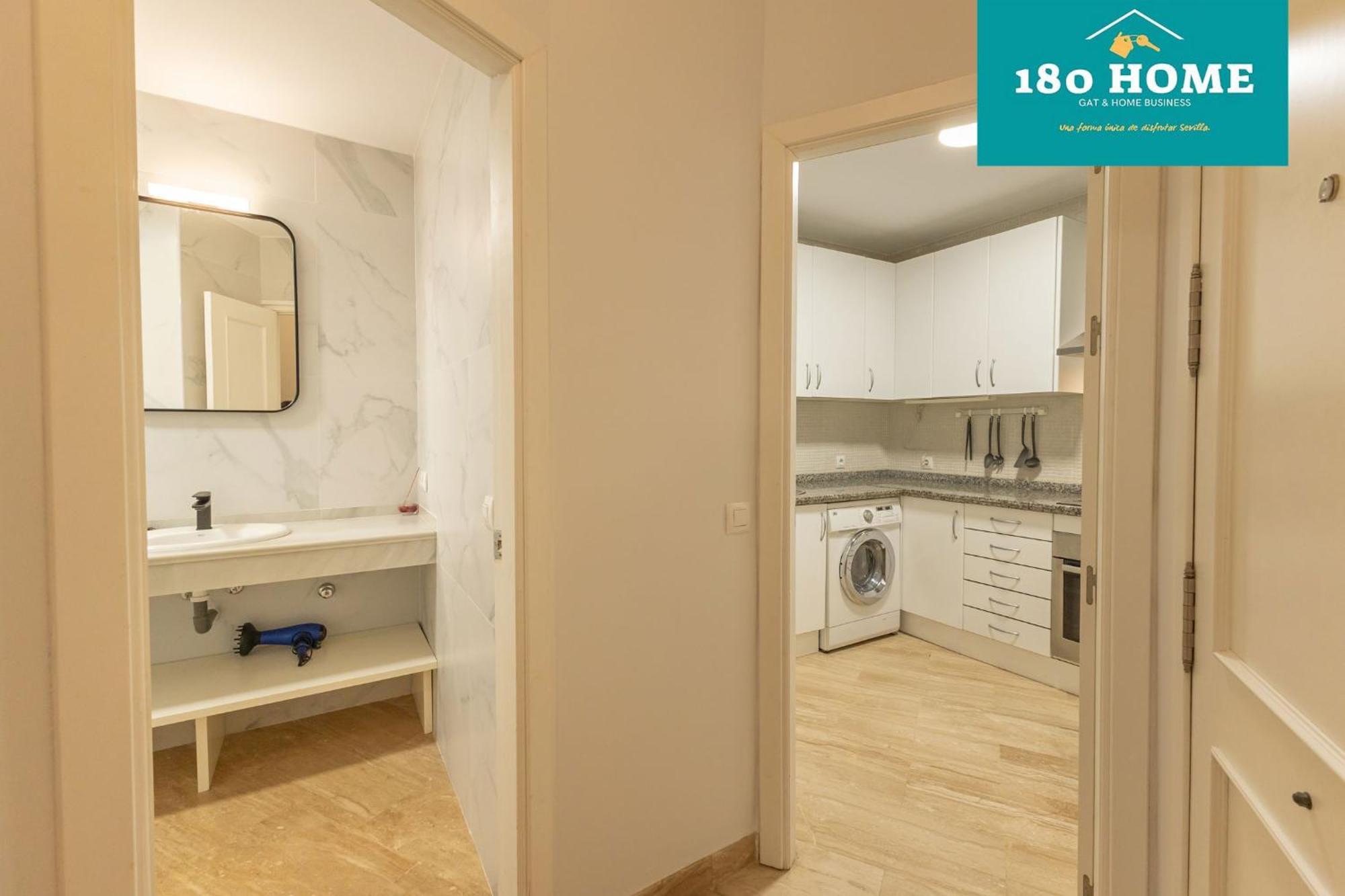 180 Home Goyeneta Luxury Seville Exterior photo